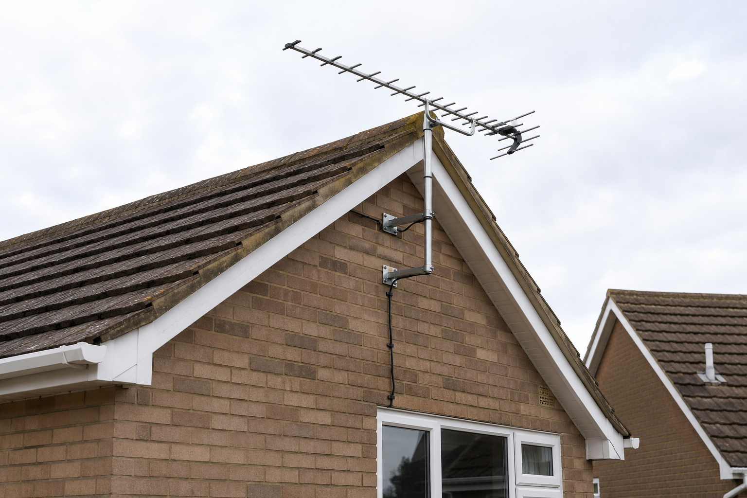 Aerial system installed on a domestic roof near Stratford-upon-Avon